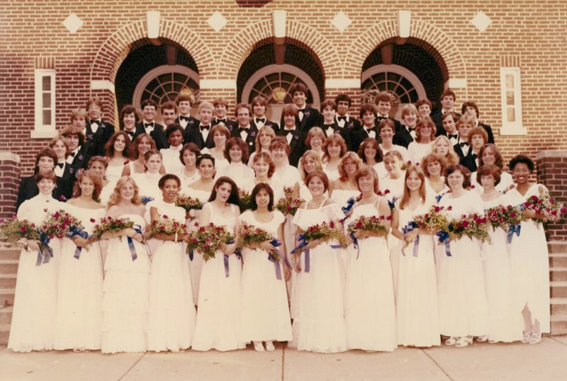 jhs-class-of-1981-group-photo-cropped-toned-sized-2